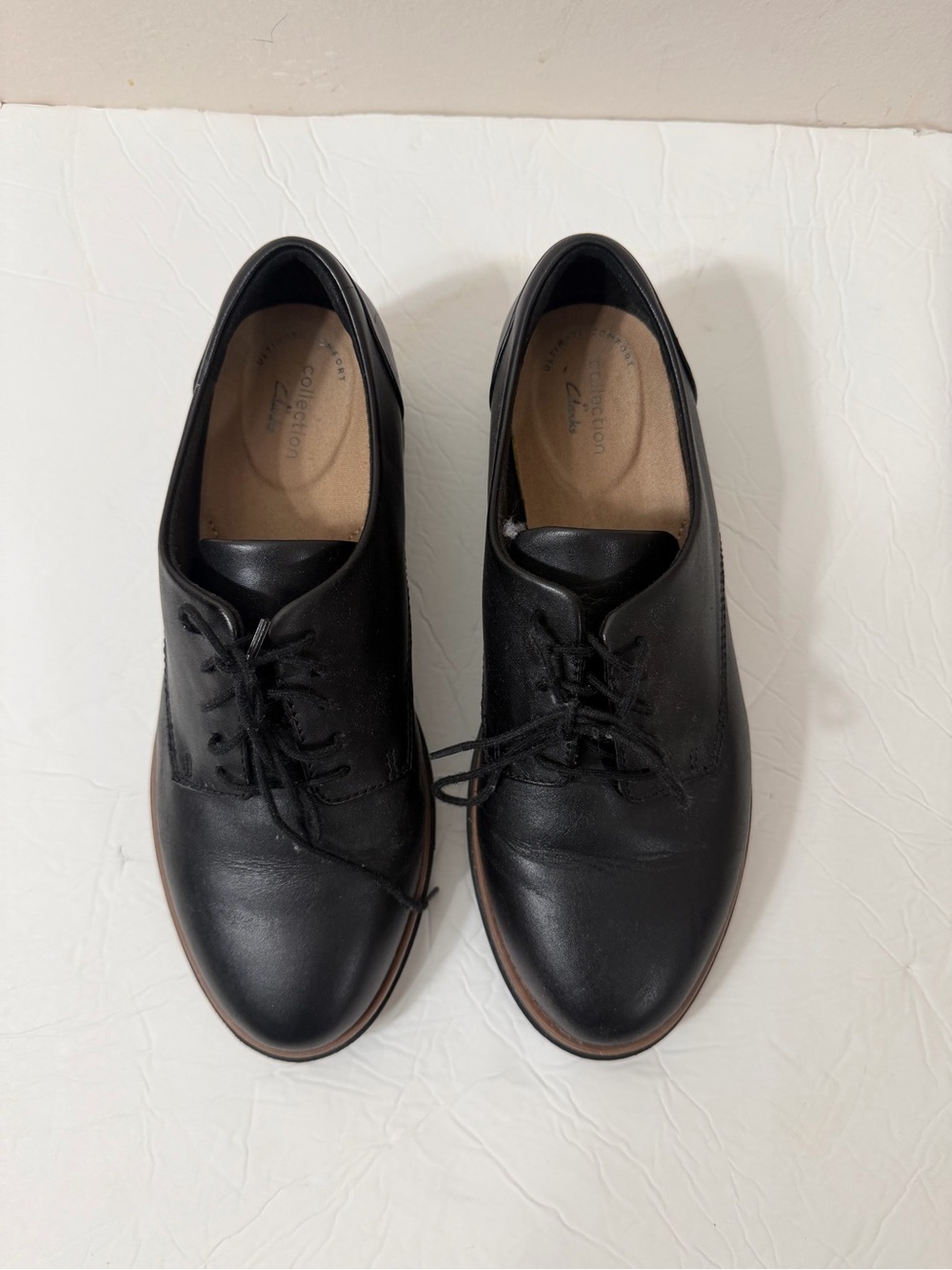 Clark’s women’sLeather Lace-Up Shoes size 8W